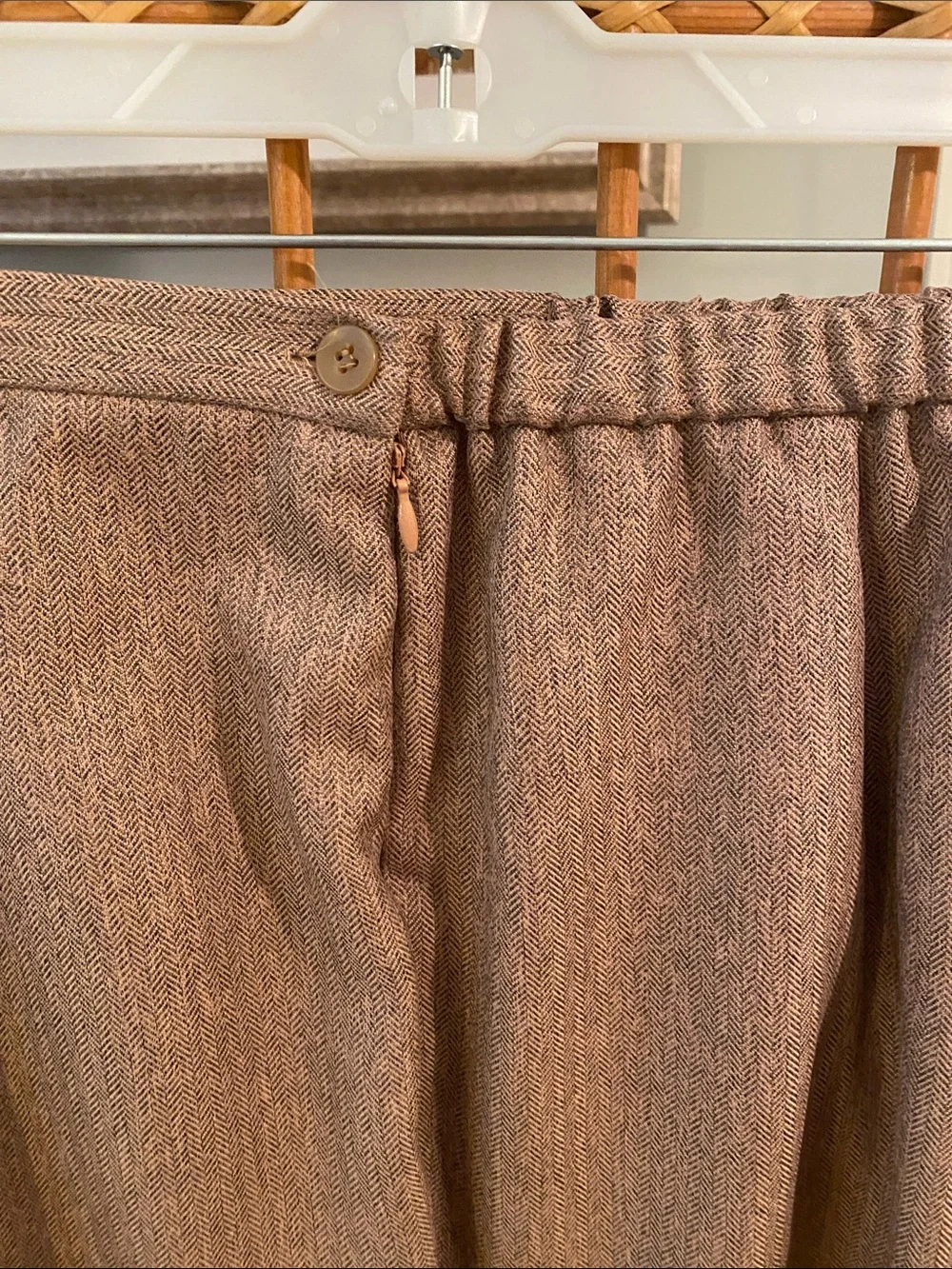 Amanda Smith Woman Herringbone Dress Jacket and Pant - Soft Taupe/Tan